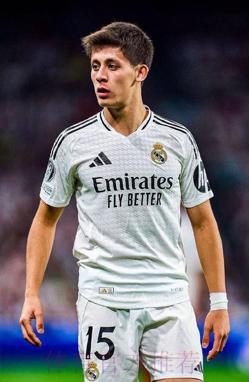 马卡：皇马仍在阵中寻找组织核心 居莱尔无法胜任